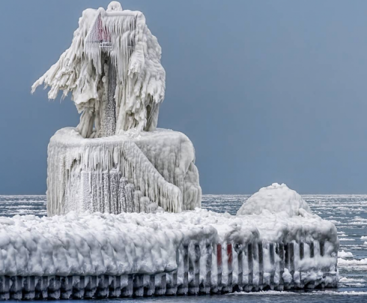 Castelul din animaţia FROZEN există în realitate. Imagini FANTASTICE (FOTO)