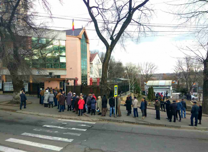 Alegeri parlamentare în România. Ce aşteptări au românii din Republica Moldova (FOTO)