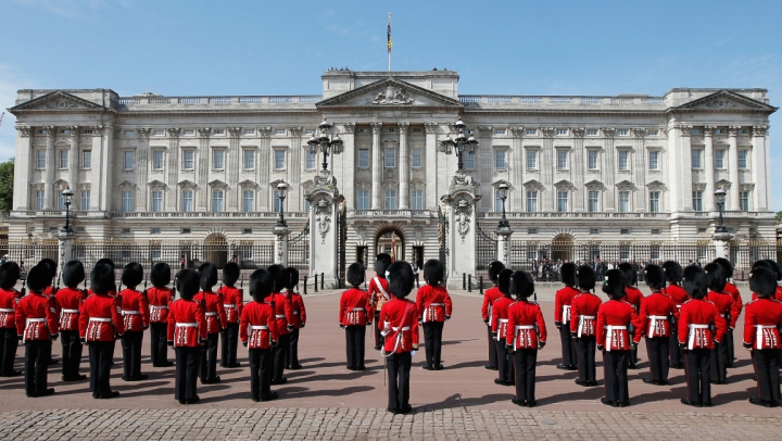 Măsuri de securitate sporite la Palatul Buckingham după atentatul de la Berlin