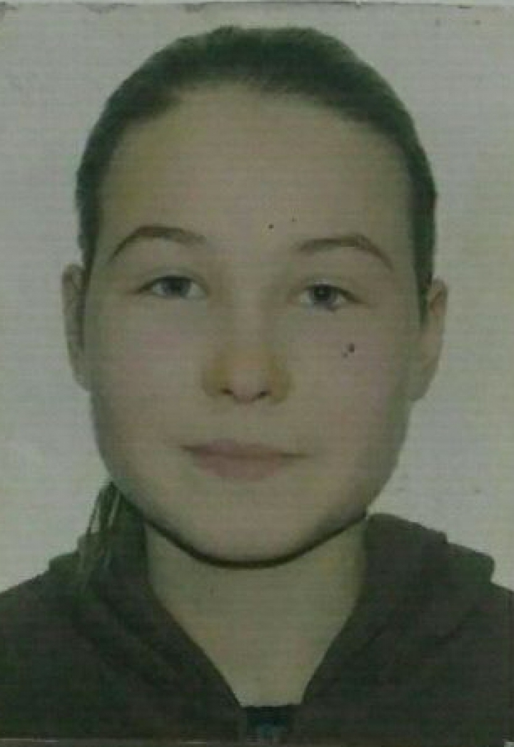 Eleva din Hânceşti, dată dispărută, A FOST GĂSITĂ (FOTO)