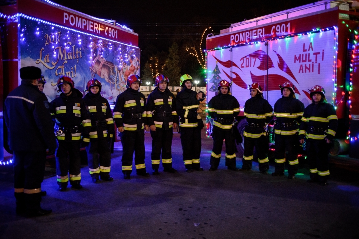 "Caravana pompierilor": Campanie de prevenire a incendiilor în perioada sărbătorilor de iarnă (FOTOREPORT)