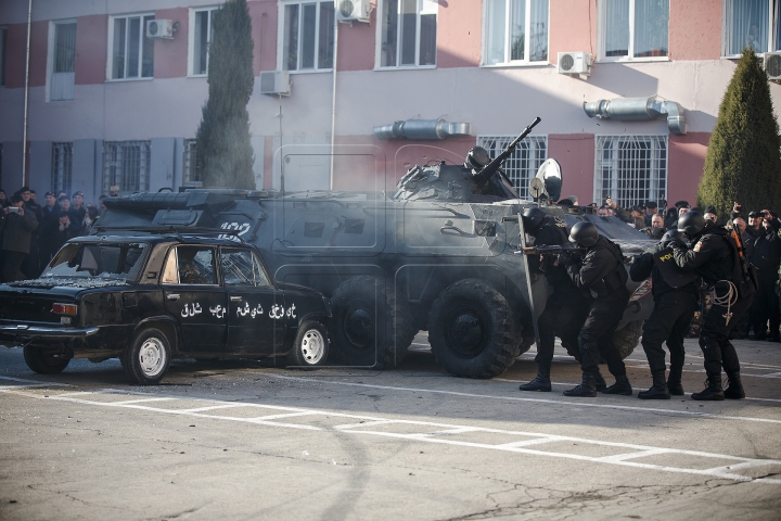 "O unitate de elită a Poliției în care activează cei mai buni". Brigada specială "Fulger" împlinește 25 de ani (FOTO)