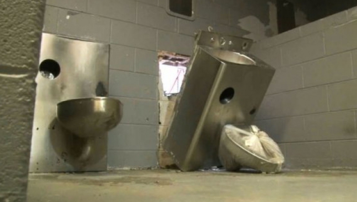 Nimeni nu a putut EVADA din această închisoare, însă lor le-a reuşit ! Metoda lor a făcut ÎNCONJURUL LUMII