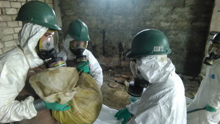 ÎNCĂRCĂTURĂ PERICULOASĂ! Ce au evacuat militarii Armatei Naţionale în afara ţării (FOTO)