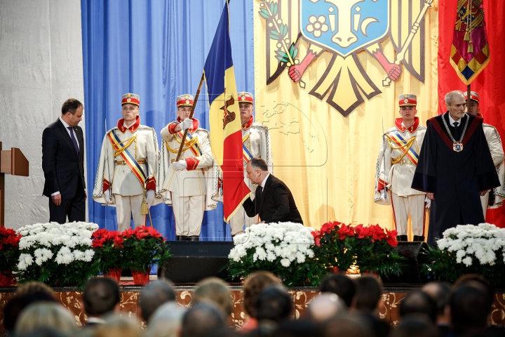 Igor Dodon, învestit în funcţia de preşedinte al Republicii Moldova (VIDEO/FOTOREPORT)