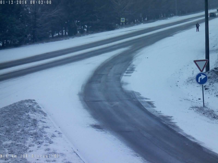 NINGE în nordul ţării! Care este situaţia pe drumurile naţionale (FOTO)