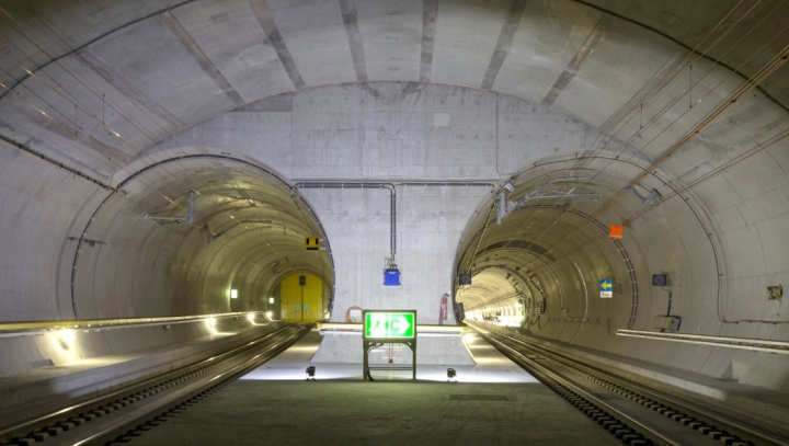 Cel mai lung tunel din lume a fost deschis traficului