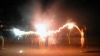 DISTRACȚIE PERICULOASĂ: S-au duelat cu focuri de artificii în stilul lui Harry Potter (VIDEO)