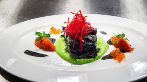 GUSTOS ŞI FRUMOS! Cinci sfaturi pentru aranjarea preparatelor pe farfurie