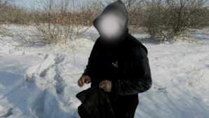 Prinşi cu mâţa-n sac! Ce au încercat să ascundă de poliţiştii de frontieră doi bărbaţi din sudul ţării (FOTO)