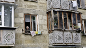 Ca în filmele horror! Oraşele cu BLOCURI FANTOMĂ din unele regiuni ale Moldovei arată ca după război (VIDEO)