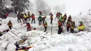 Avalanşa în Italia: 14 morţi. Alte 15 persoane rămân în continuare dispărute
