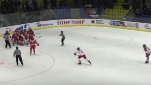 Jucătoarele naţionalei Rusiei şi Cehiei S-AU LUAT LA BĂTAIE pe gheaţă