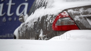 Drumuri blocate în nămeţi. INFORMAŢII NOI