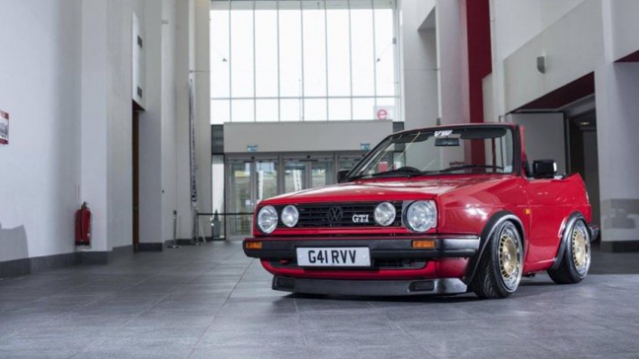 Cum arată cel mai "mic" Volkswagen Golf din lume. Are un ampatament foarte scurt (GALERIE FOTO)