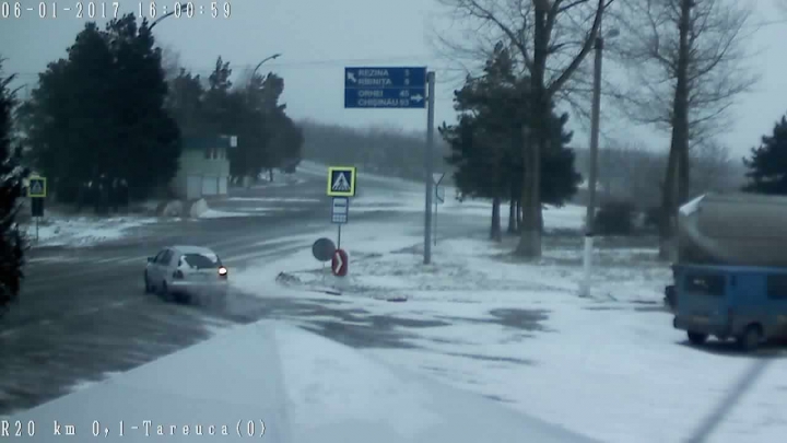 Cum s-a circulat astăzi în Moldova. IMAGINI de pe principalele drumuri din țară (FOTO)