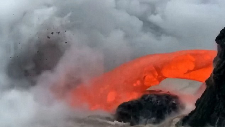 FENOMEN SPECTACULOS, surprins de turişti pe insula Hawaii (VIDEO)