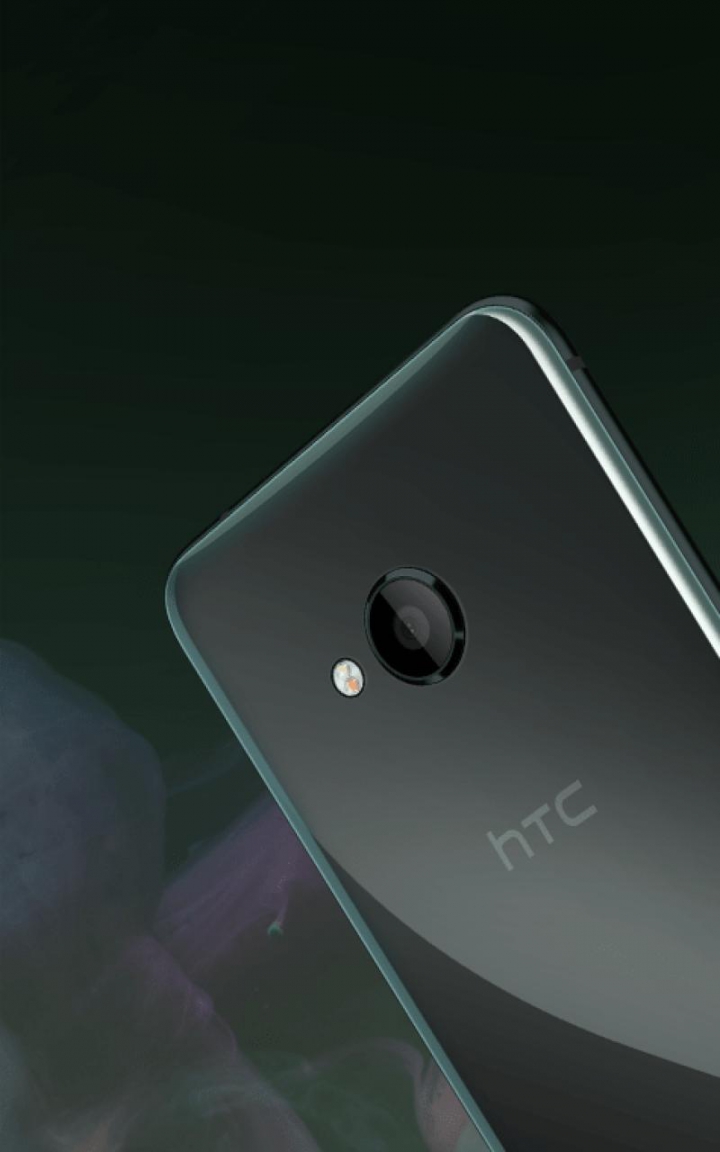 HTC lansează două smartphone-uri. Cum arată acestea