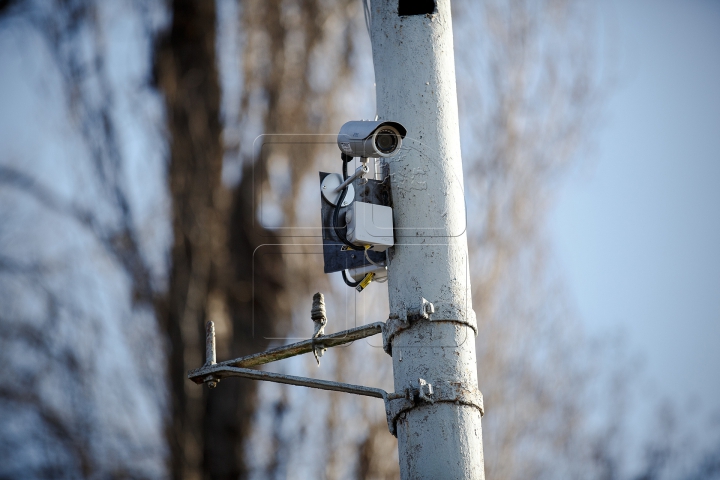 Vandalii vor fi pedepsiţi! Primăria a instalat camere de supraveghere în Parcul Valea Morilor