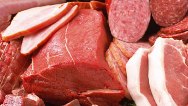 ALARMANT! Bacteria E-Coli, descoperită în 69 de produse din carne