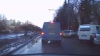GEST DEMN DE LAUDĂ! Ce a făcut un şofer din Capitală văzând o femeie împotmolită în noroi (VIDEO)