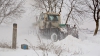 Zăpada i-a scos pe drumari la muncă. Peste 600 de tone de antiderapant, folosite doar în Chişinău