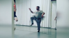 VIDEO VIRAL! Mai mulţi tătici învaţă să danseze balet împreună cu fiicele lor