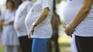 STUDIU: O dietă mai puțin restrictivă a gravidelor înaintea nașterii poate scurta travaliul