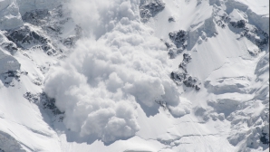 Afganistan: Zece morţi și numeroase persoane rănite în urma producerii unei avalanșe