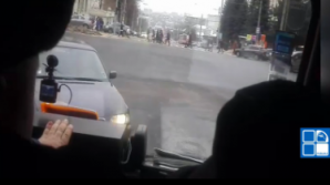 REVOLTĂTOR! Pompierii chemaţi de urgenţă la un pas de a face accident (VIDEO)