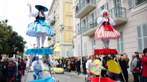 Spectacol în stil francez. Carnavalul de la Nisa se desfărşoară sub măsuri sporite de securitate