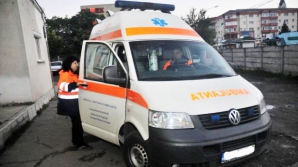 Autobuz spulberat de un tren în Ucraina. Conducătorul auto a murit pe loc