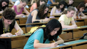 Camerele video ar putea fi interzise în sălile de curs din universităţi