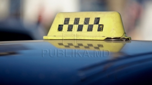 NOPŢI ALBE pentru taximetrişti! Au primit AMENZI USTURĂTOARE şi au rămas fără plăcuţe de înmatriculare