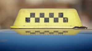 Vânătoarea de taximetriști ILEGALI continuă! Ce sancțiuni acordă inspectorii de patrulare