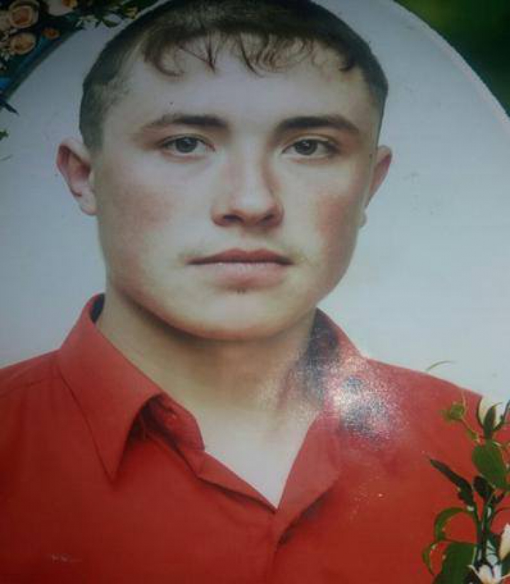 Atenție! Un tânăr din Rezina A DISPĂRUT FĂRĂ URMĂ. Familia și oamenii legii îl caută (FOTO)