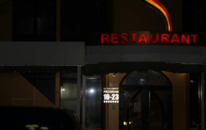 Mașina de serviciu a unui primar care face parte din Partidul penalului fugar Usatîi, folosită în scopuri personale