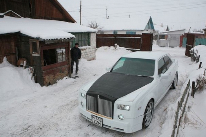 TRANSFORMARE INCREDIBILĂ a unui Mercedes vechi într-un Rolls Royce (FOTO)