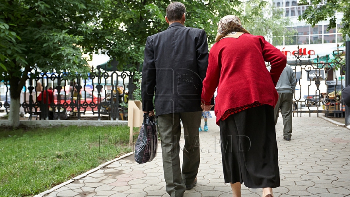 SECRETELE UNEI RELAŢII FERICITE, împărtăşite de oamenii de la sate (VIDEO)