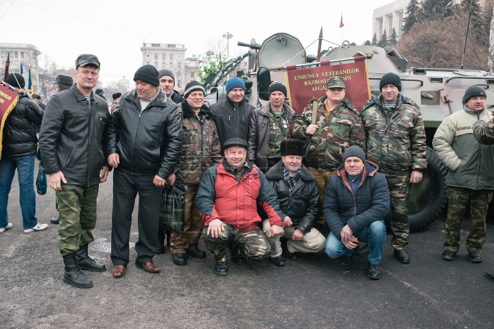 Militarii care şi-au pierdut viaţa în Războiul din Afganistan, comemoraţi de rude, camarazi şi oficiali