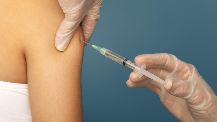 Decizie importantă de la Facebook. Postările anti-vaccinare vor fi INTERZISE 