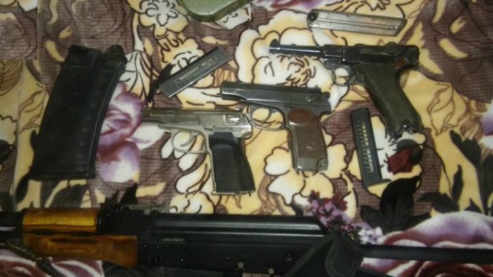 Periculoşi pentru ţară. Câţiva moldoveni intenţionau să promoveze islamismul radical. Ce publicau pe Internet