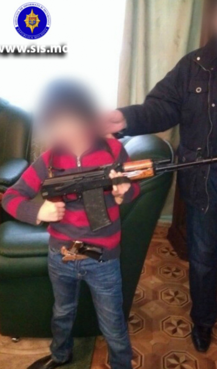 Periculoşi pentru ţară. Câţiva moldoveni intenţionau să promoveze islamismul radical. Ce publicau pe Internet