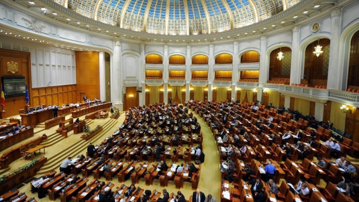 Reacţia parlamentarilor români care au votat pentru eliberarea criminalilor, când privesc fotografiile victimelor