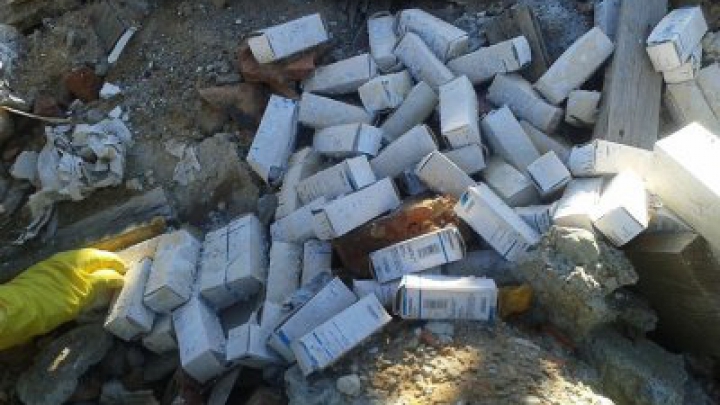 Caz ÎNGRIJORĂTOR! Tone de medicamente pentru afecțiuni psihice, găsite în pădure