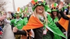 Terra, colorată în verde de Sfântul Patrick. La Dublin oamenii au organizat parade fastuoase