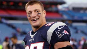 Starul fotbalului american, Rob Gronkowski, s-a făcut de râs la un antrenament al Barcelonei