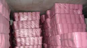 PROMOŢIE la hârtie igienică! Oamenii s-au îmbulzit pentru a luat cât mai multe pachete (VIDEO)