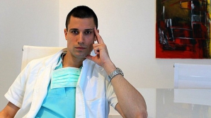 E medic specialist, dar dintr-un motiv INCREDIBIL are probleme cu pacientele sale