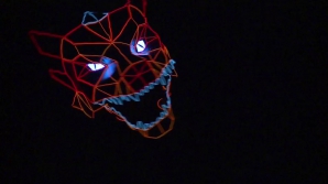 Actorii unui teatru de lumini au evoluat, în premieră, pentru spectatorii din Moldova